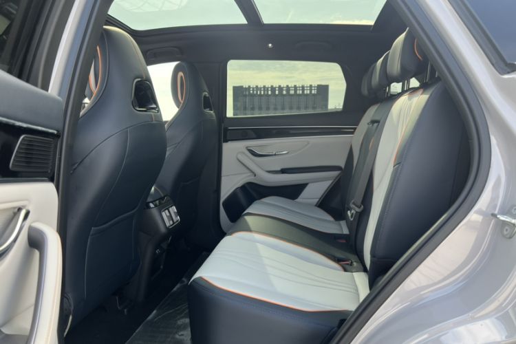 Used BYD Song PLUS New Energy 2024 HONOR Edition DM-i 110km Flagship Model
