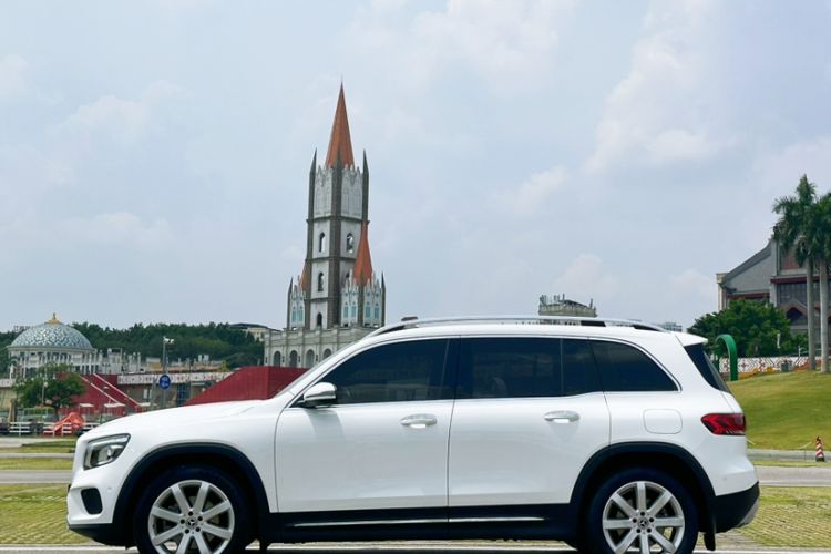 Used Mercedes-Benz GLB 2020 Facelift GLB 200 Fashion Edition
