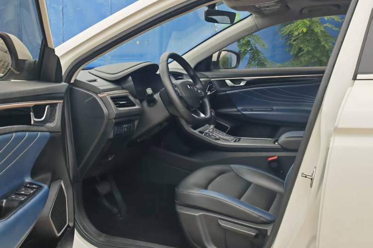 Used Geely Auto Emgrand GL 2021 UP 1.4T CVT Luxury Edition