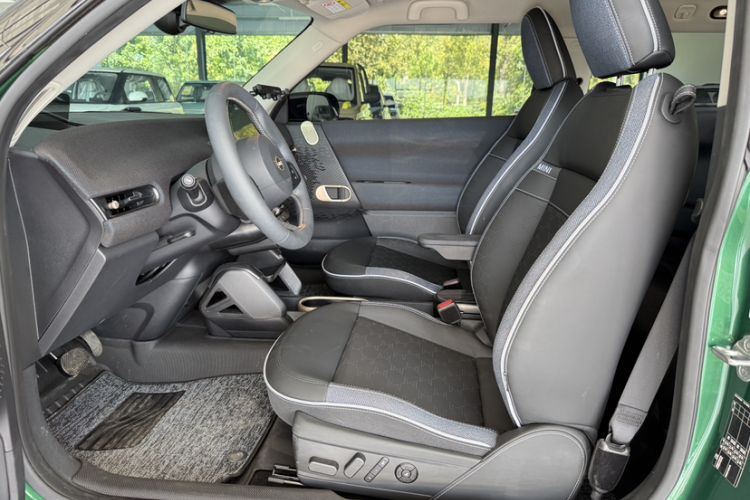 Used  Electric MINI COOPER 2024 452km COOPER SE Artist
