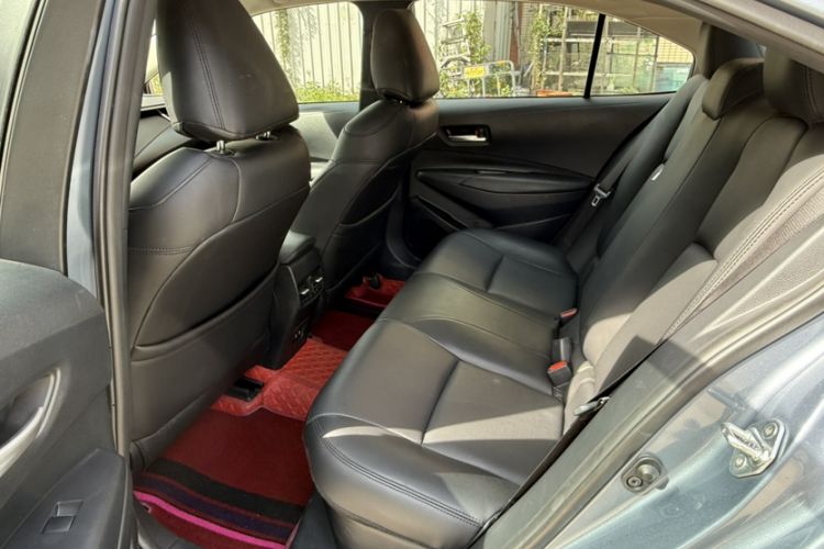 Used Toyota Corolla 2021 Dual-Motor 1.8L E-CVT Elite Edition
