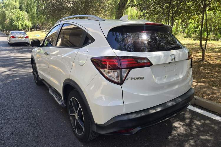 Used Honda Vezel 2019 1.5L CVT Luxury Model China VI
