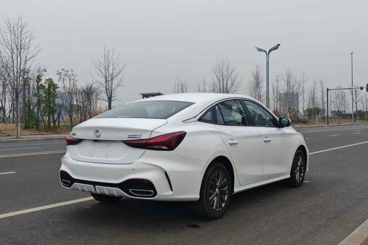 Used MG 5 2025 180 DVVT Global Luxury Edition
