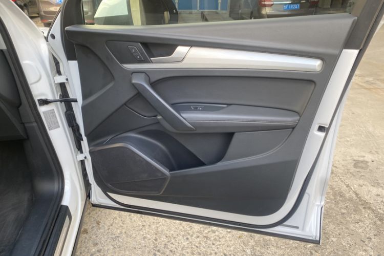 Used Audi Q5L 2020 Updated 40 TFSI Prestige Fashion Edition
