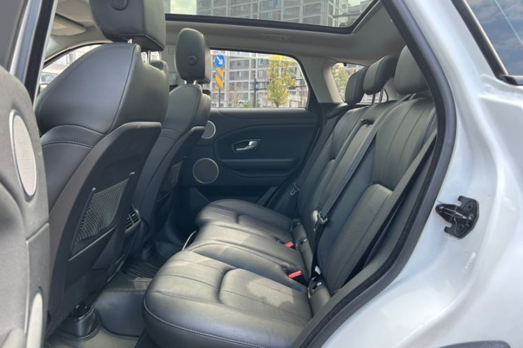 Used Land Rover Range Rover Evoque 2018 240 PS SE Smart Brilliance Edition
