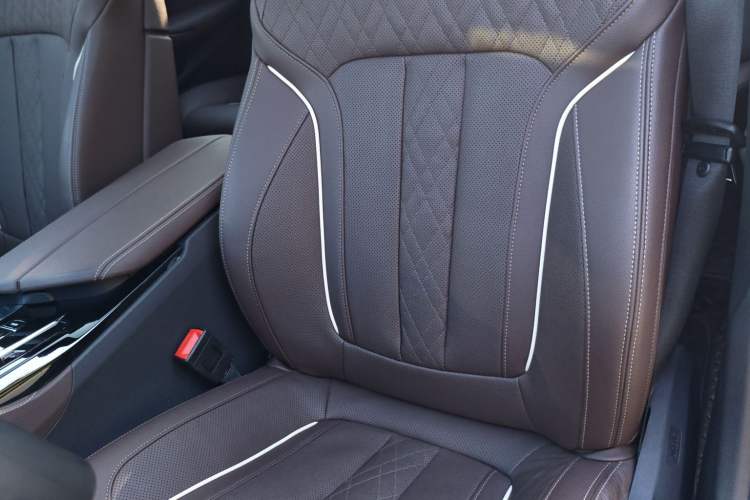 Used BMW 5 Series 2022 Restyled 530Li Luxury Edition M Sport Package
