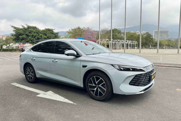 Used BYD Qin L 2025 DM-i Smart Drive 120KM Superior Model