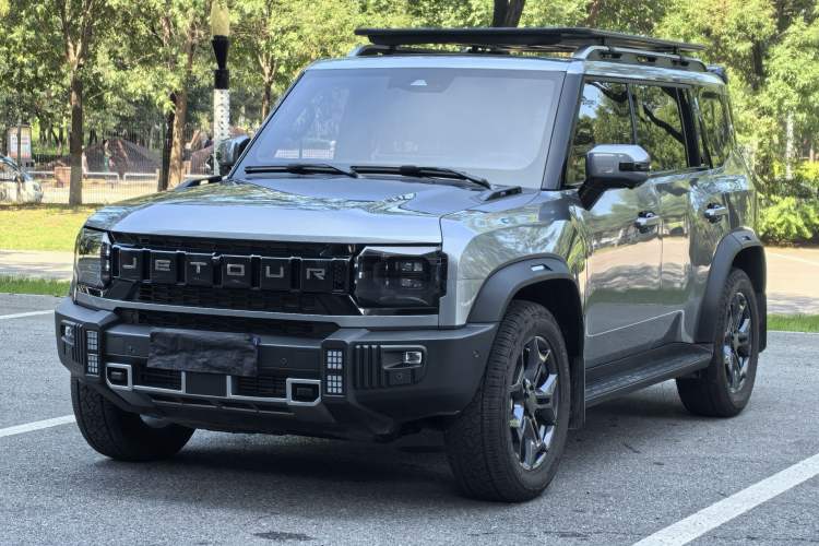 Used Jetour Traveler 2023 2.0T All-Wheel Drive CrossPRO+
