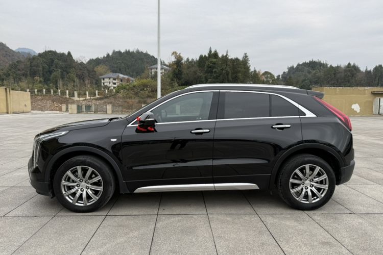 Used Cadillac XT4 2022 28T Two-Wheel Drive Prestige Version
