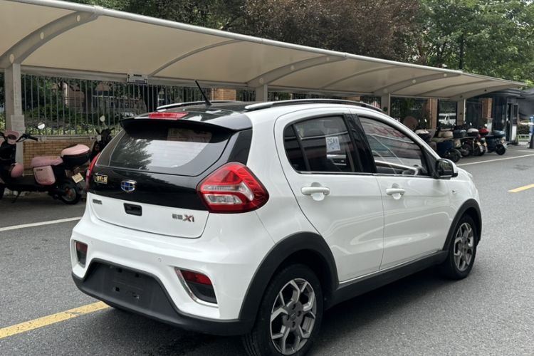 Used Geely Auto Vision X1 2017 1.3L Automatic Player Edition
