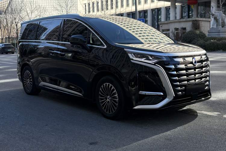 Used Denza D9 2024 DM-i 980 Four-Wheel Drive Prestige Model