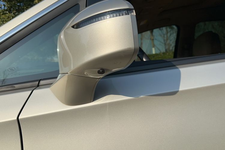 Used Buick GL8 2020 ES Land Cruiser 653T Luxury Model
