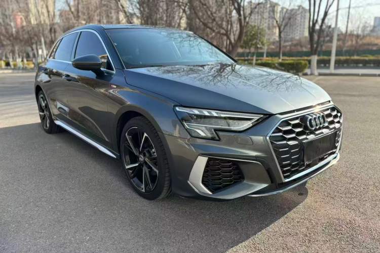 Used Audi A3 2021 Sportback 35 TFSI Fashionable Sports Model
