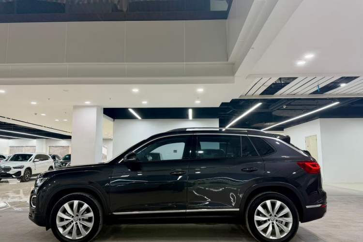 Used Volkswagen Tayron 2020 330TSI Two-Wheel Drive Luxury Connected Pro Edition
