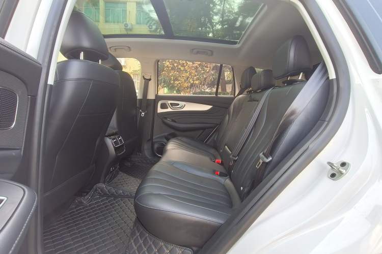 Used Roewe RX5 MAX 2019 300TGI Automatic Intelligent Driving Health Cabin Edition
