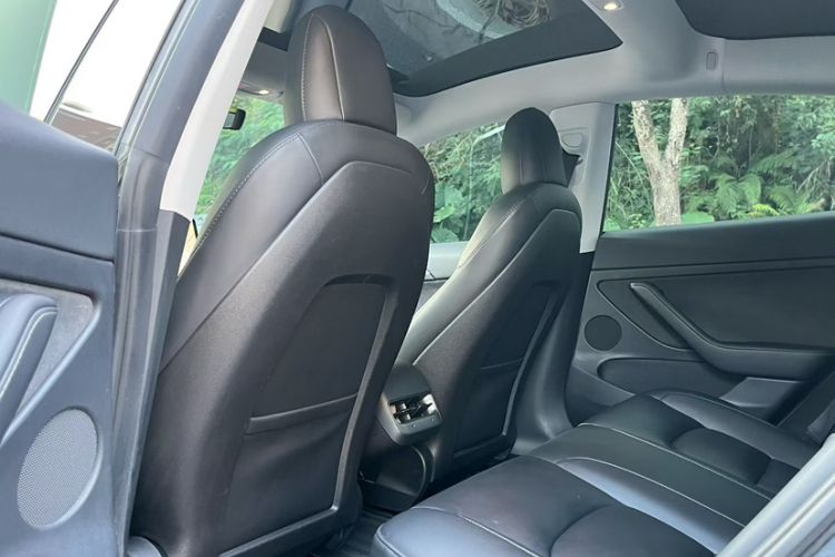 Used Tesla Model 3 2022 Rear-Wheel-Drive Version
