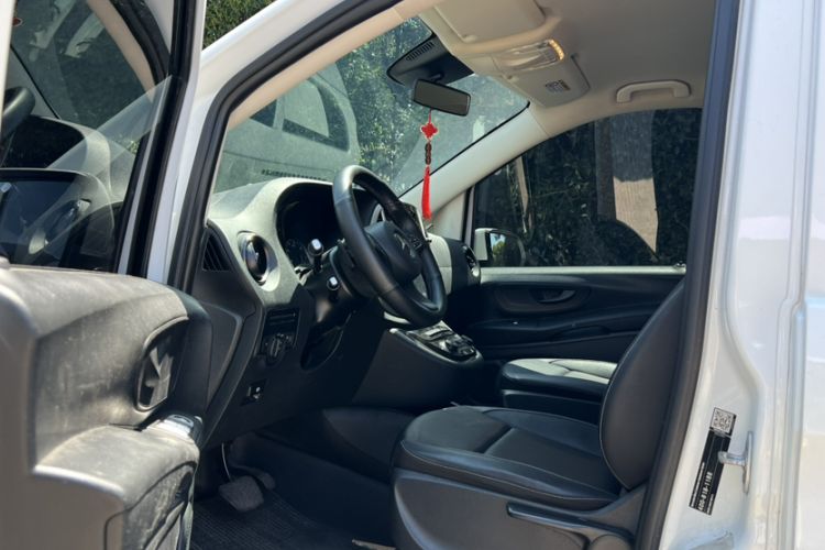 Used Mercedes-Benz Vito 2021 2.0T Elite Version 7 Seats