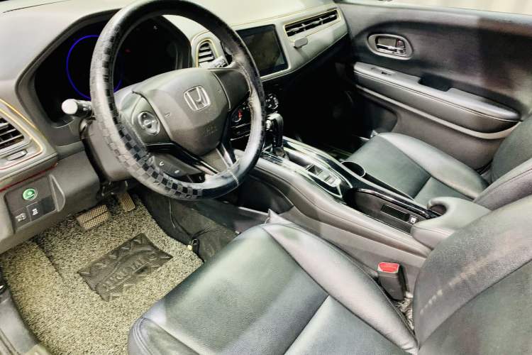 Used Honda Vezel 2015 1.8L CVT 2WD Elite Model
