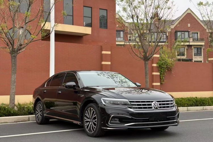 Used Volkswagen Phideon 2021 380TSI Luxury Edition
