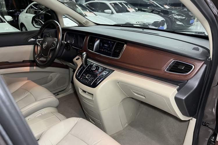 Used Buick GL8 2017 25S Prestige Version China V Standard
