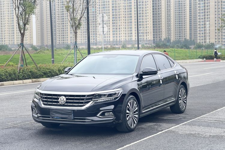 Used Volkswagen Passat 2019 380TSI Luxury Edition China VI Standard
