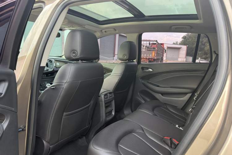 Used Buick Envision 2018 20T Two-Wheel-Drive Elite Model
