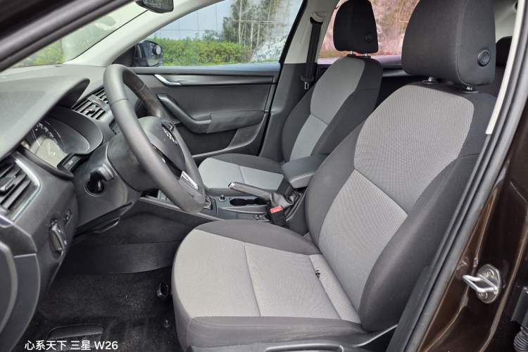 Used Skoda Octavia 2017 Classic Model 1.6L Automatic Comfort Edition