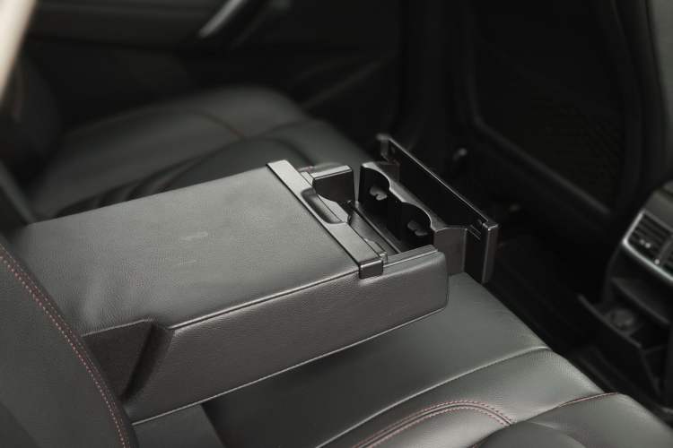 Used  4S 2018 30THP Dynamic Edition