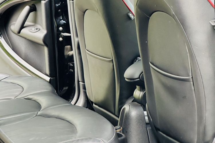 Used  JCM COUNTRYMAN 2014 1.6T JOHN COOPER WORKS ALL4
