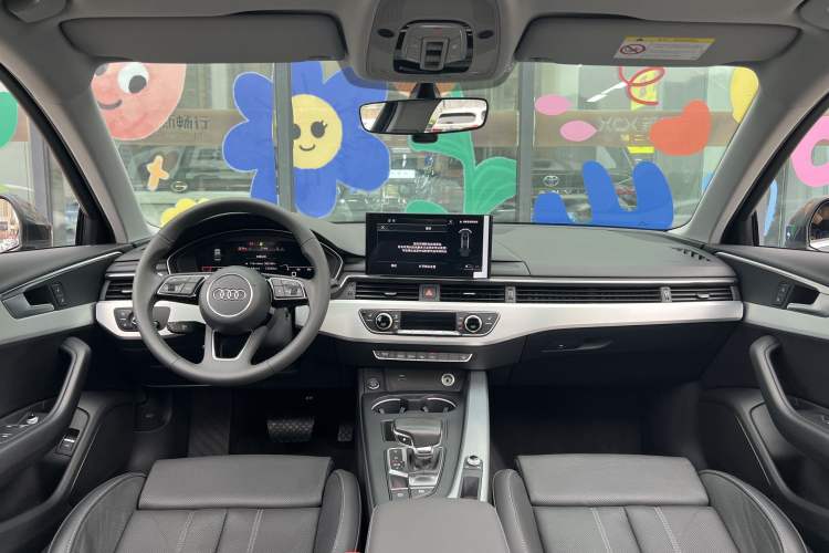 Used Audi A4L 2020 40 TFSI Luxury Dynamic Model
