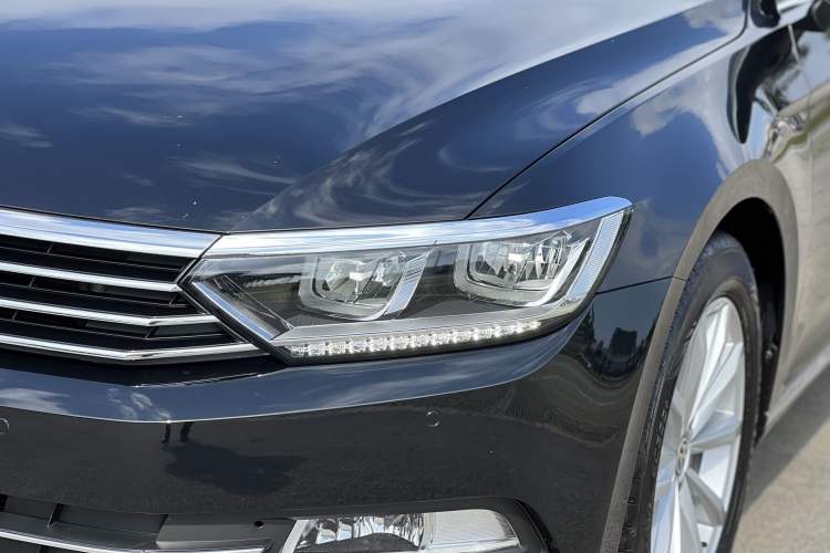 Used Volkswagen Magotan 2019 330TSI DSG Leading Model China VI Standard