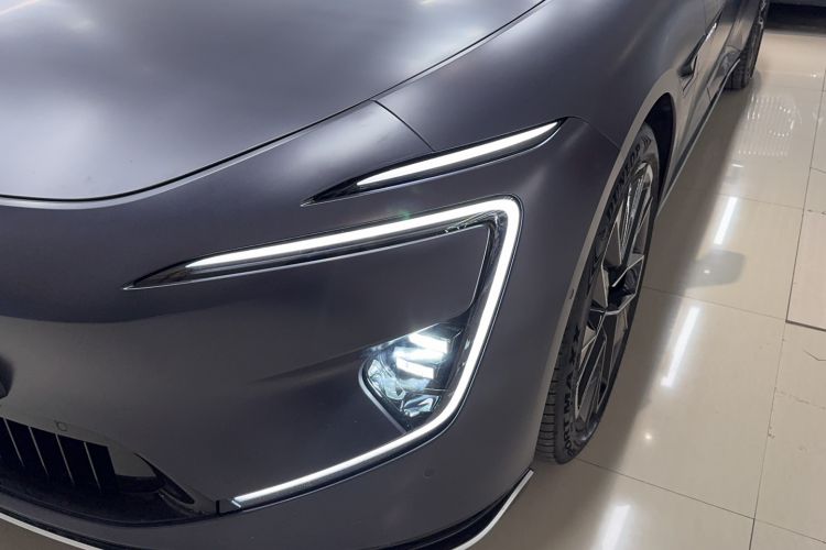 Used  12 2025 Master All-Electric Four-Wheel Drive
