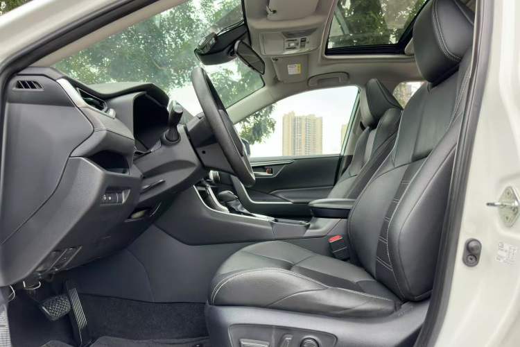 Used Toyota Wildlander 2020 2.0L CVT Two-Wheel Drive Luxury Edition