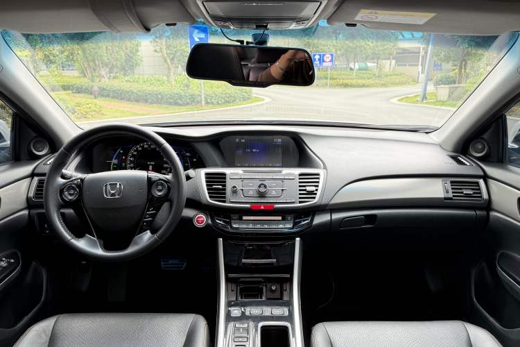 Used Honda Accord 2016 Hybrid 2.0L Sharp Edition
