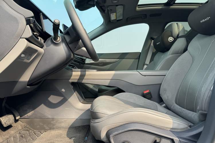 Used Lynk & Co 07 2024 EM-P 126 Long-Range Ultra
