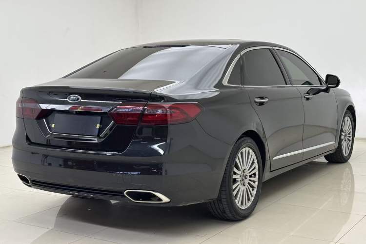 Used Ford Taurus 2015 EcoBoost 245 Luxury Model
