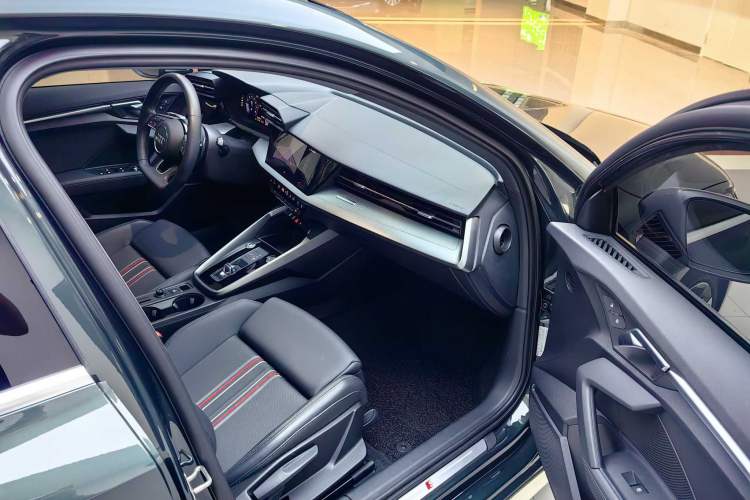 Used Audi A3 2022 Sportback 35 TFSI Fashionable Sports Model
