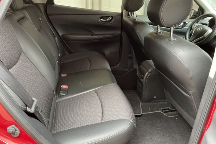 Used Nissan Tiida 2016 1.6L CVT Cool Dynamic Edition
