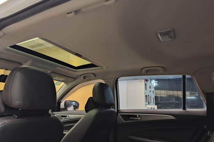 Used Changan CS75 2016 1.8T Automatic Elite Model China V Standard
