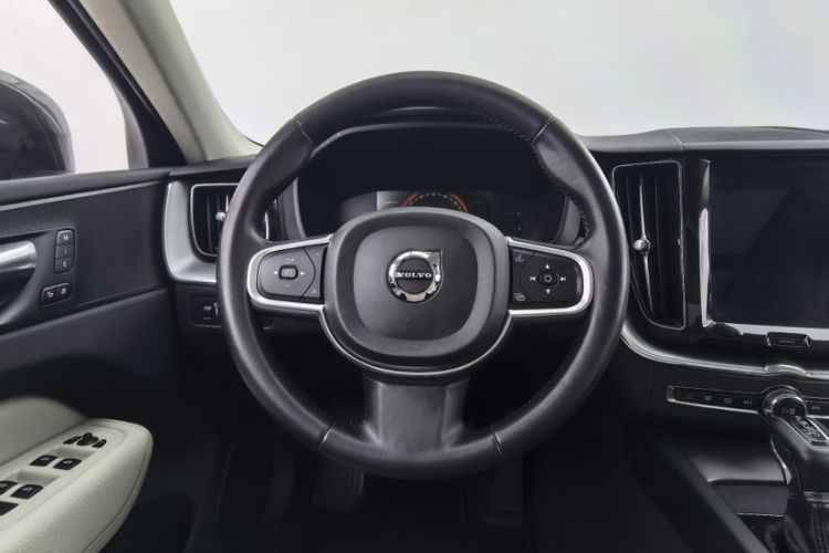 Used Volvo XC60 2018 T5 4x4 Zhiyi Edition