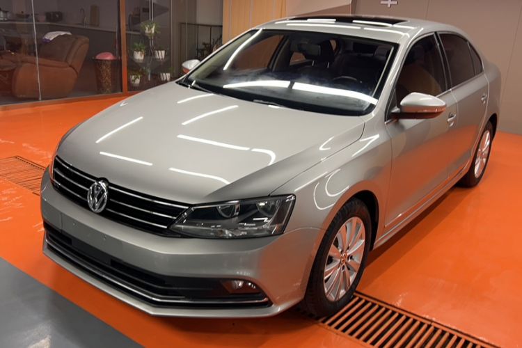 Used Volkswagen Sagitar 2015 1.6L Automatic Comfort Model