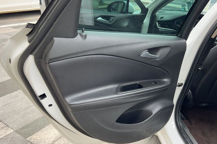 Used Buick Verano 2018 Sedan 20T Dual-Clutch Leading Model
