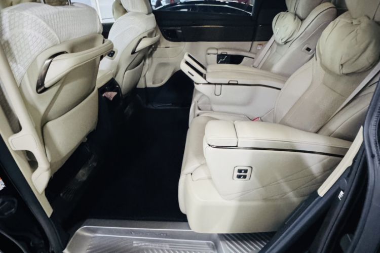 Used Toyota Alphard 2024 Dual-Engine 2.5L Deluxe Edition