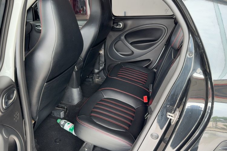 Used  forfour 2018 1.0L 52kW Passion Edition
