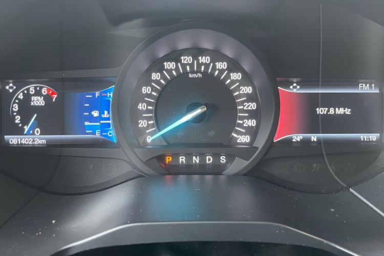 Used Ford Edge 2016 EcoBoost 245 Two-Wheel-Drive Titanium 7-Seater
