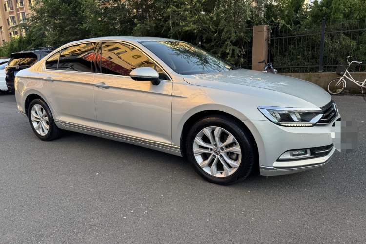 Used Volkswagen Magotan 2018 330TSI DSG Luxury Model
