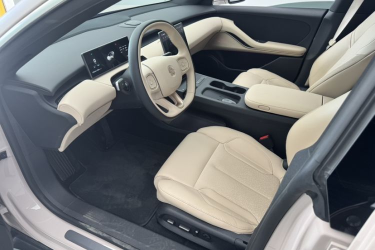 Used Nio ET5 2024 75 kWh
