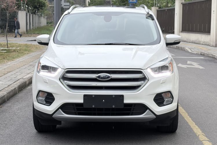 Used Ford Kuga 2018 EcoBoost 180 Four-Wheel Drive Luxury Wing Model
