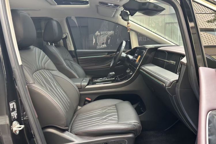 Used GAC Trumpchi M8 2024 Master Series Super Hybrid Edition