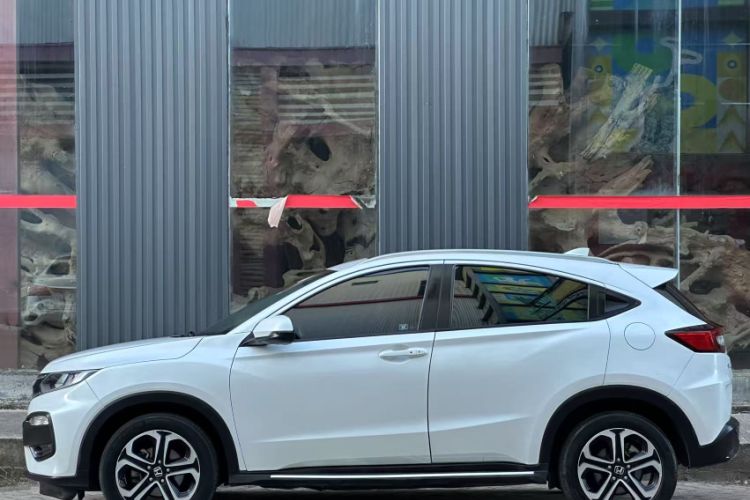 Used Honda XR-V 2015 1.8L VTi CVT Luxury Edition
